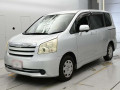 2007 Toyota Noah
