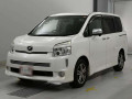 2010 Toyota Voxy