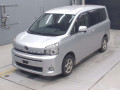 2011 Toyota Voxy