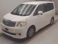 2012 Toyota Noah
