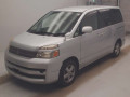 2007 Toyota Voxy