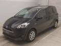 2015 Toyota Sienta