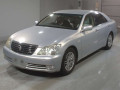 2005 Toyota Crown