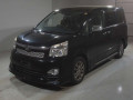 2013 Toyota Voxy