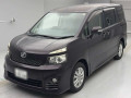 2010 Toyota Voxy
