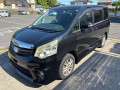 2013 Toyota Noah