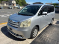 2009 Toyota Noah