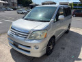 2007 Toyota Noah