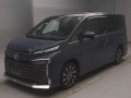 2022 Toyota Voxy