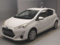 2015 Toyota Aqua