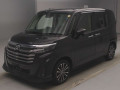 2022 Toyota Roomy