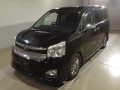 2013 Toyota Voxy