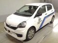 2017 Daihatsu Mira e:S