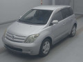 2005 Toyota IST