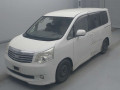 2010 Toyota Noah