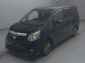 2012 Toyota Noah