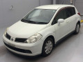 2004 Nissan Tiida