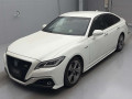 2018 Toyota Crown Hybrid
