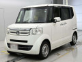 2017 Honda N-BOX
