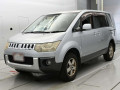 2011 Mitsubishi Delica D5
