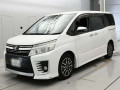 2015 Toyota Voxy