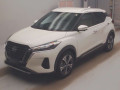 2025 Nissan KIX