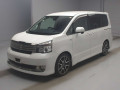 2010 Toyota Voxy