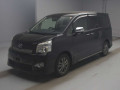 2013 Toyota Voxy