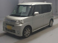 2011 Daihatsu Tanto