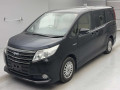 2015 Toyota Noah