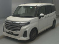 2022 Toyota Roomy