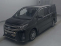 2017 Toyota Voxy