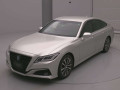 2019 Toyota Crown Hybrid