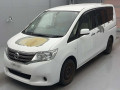 2013 Nissan Serena