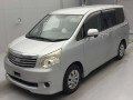 2013 Toyota Noah