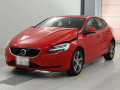 2017 Volvo V40