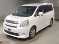 2009 Toyota Noah