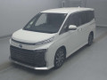 2023 Toyota Voxy