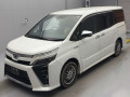 2019 Toyota Voxy