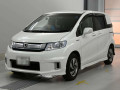 2016 Honda Freed spike hybrid