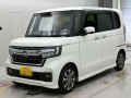 2022 Honda N-BOX CUSTOM