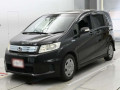 2013 Honda Freed spike hybrid