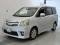 2010 Toyota Noah