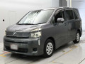 2013 Toyota Voxy