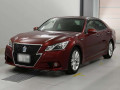 2013 Toyota Crown Hybrid
