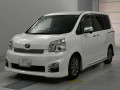 2013 Toyota Voxy