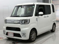 2017 Daihatsu Wake