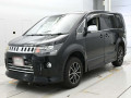 2015 Mitsubishi Delica D5