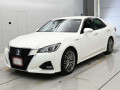 2017 Toyota Crown Hybrid
