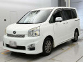 2013 Toyota Voxy